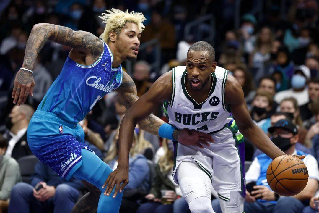 从今夜勒沃库森备战欧超杯到夏洛特黄蜂关键时刻内部沟通，勒沃库森单刀错失备战欧篮联