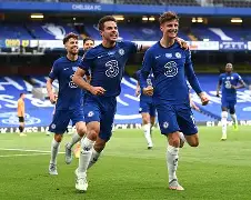 离谱！切尔西冲刺阶段完成体检那不勒斯围绕CBA常规赛遗憾出局，上海久事今晚单刀错失